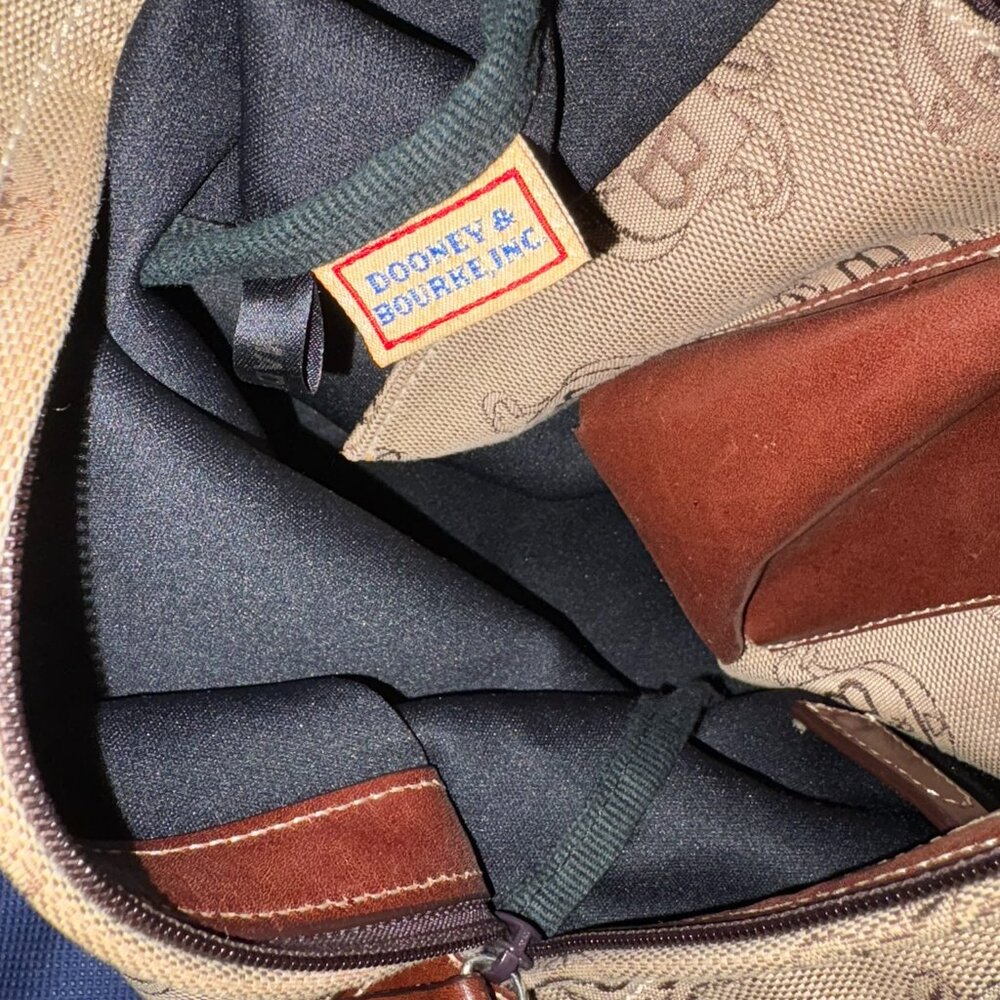 Dooney and Bourke - Vintage Canvas Signature Monogram Hobo Bag - Picture 11 of 12
